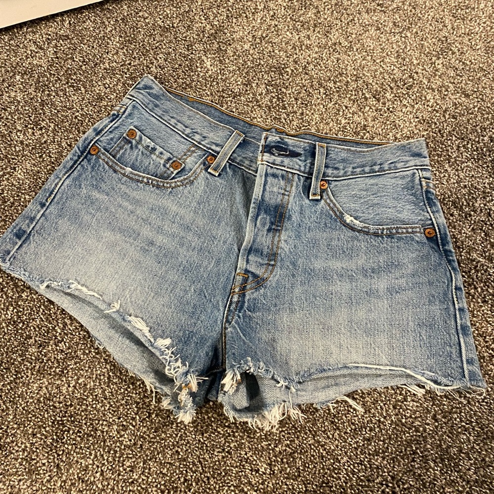 Levi’s 501 shorts women